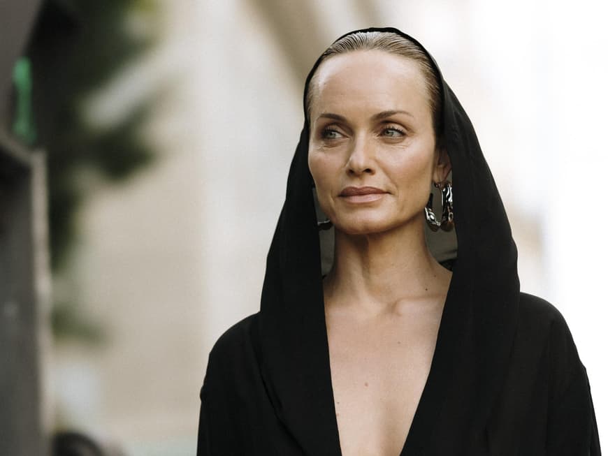 Frau auf der Fashion Week