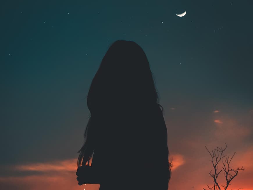 Sternzeichen Veränderungen Frau und Mond