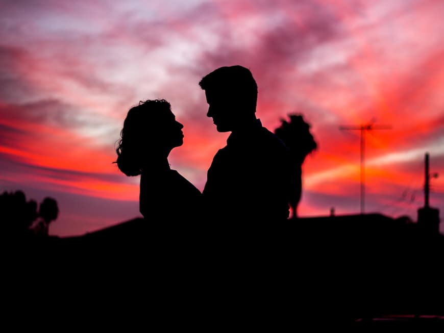 Sternzeichen September Liebe Mann und Frau verliebt