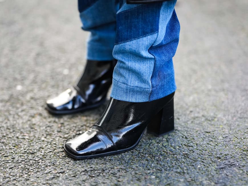 Lack-Stiefeletten