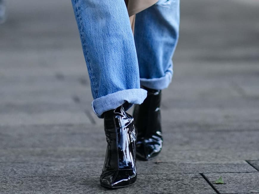 Lack-Stiefeletten