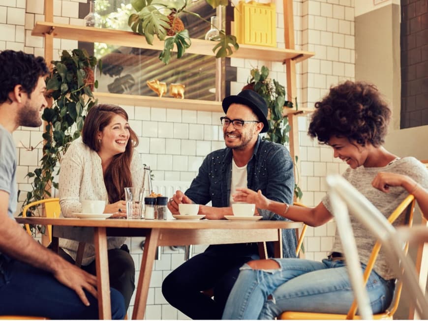 Zeit verbringen mit Freunden Zeit verbringen mit Freunden