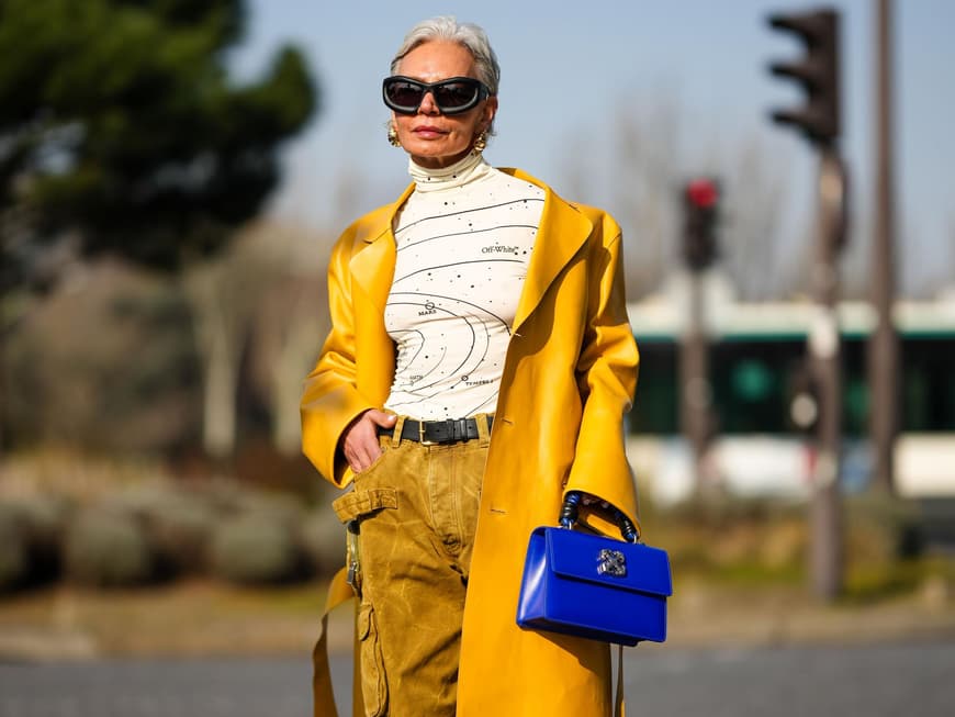 Grece Ghanem in einem gelbem Look
