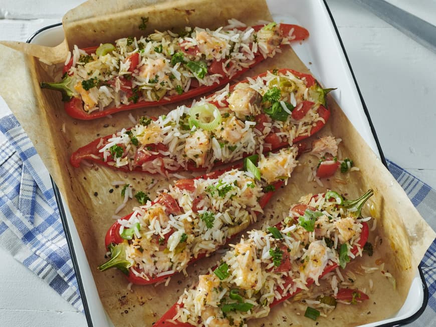 Gefüllte Spitzpaprika mit Lachs