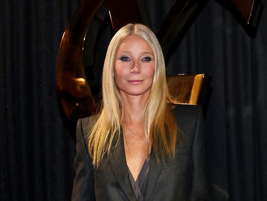 Paltrow Auf diesen HautpflegeWirkstoff setzt sie mit über 50