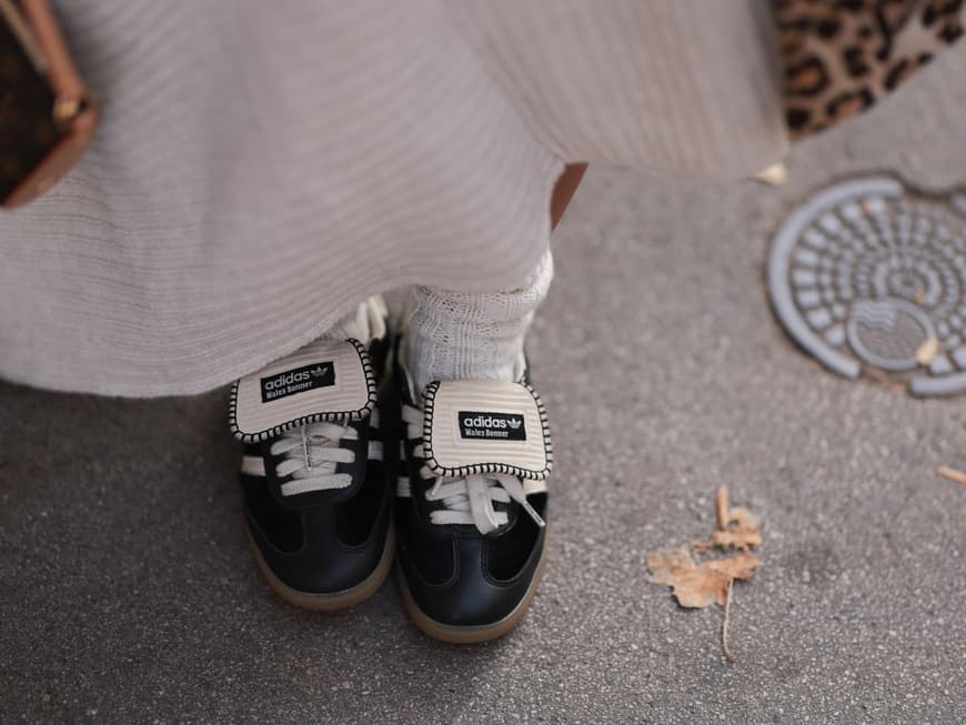 Sneakers von Adidas mit Wollsocken Sneakers von Adidas mit Wollsocken