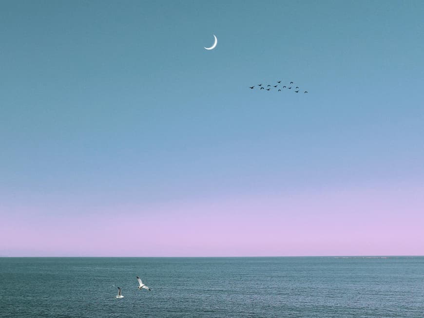 Abendhimmel über dem Meer