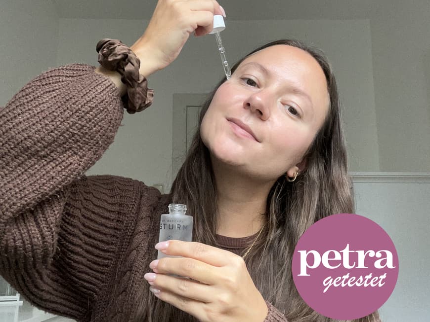 petra.de-Redakteurin Silva Oldenburg testet Produkte von Dr. Barbara Sturm