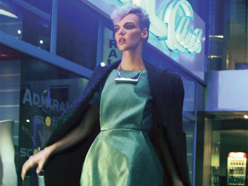 Kleid von COS