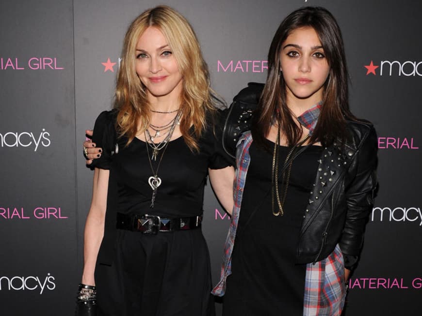 Madonna mit Tochter Lourdes Madonna mit Tochter Lourdes