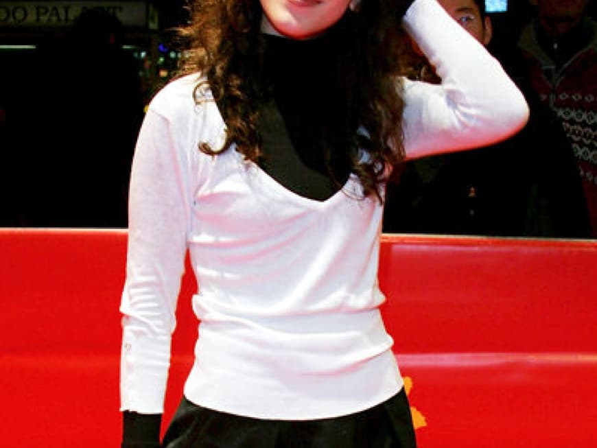 Sibel Kekilli, schwarzer Rock Sibel Kekilli, schwarzer Rock