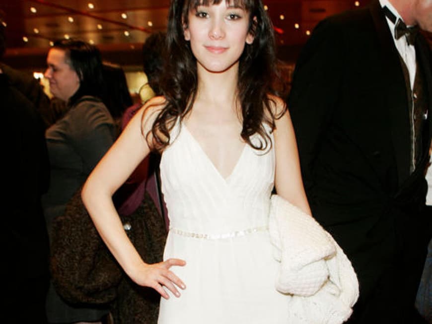 Sibel Kekilli, weißes Kleid Sibel Kekilli, weißes Kleid