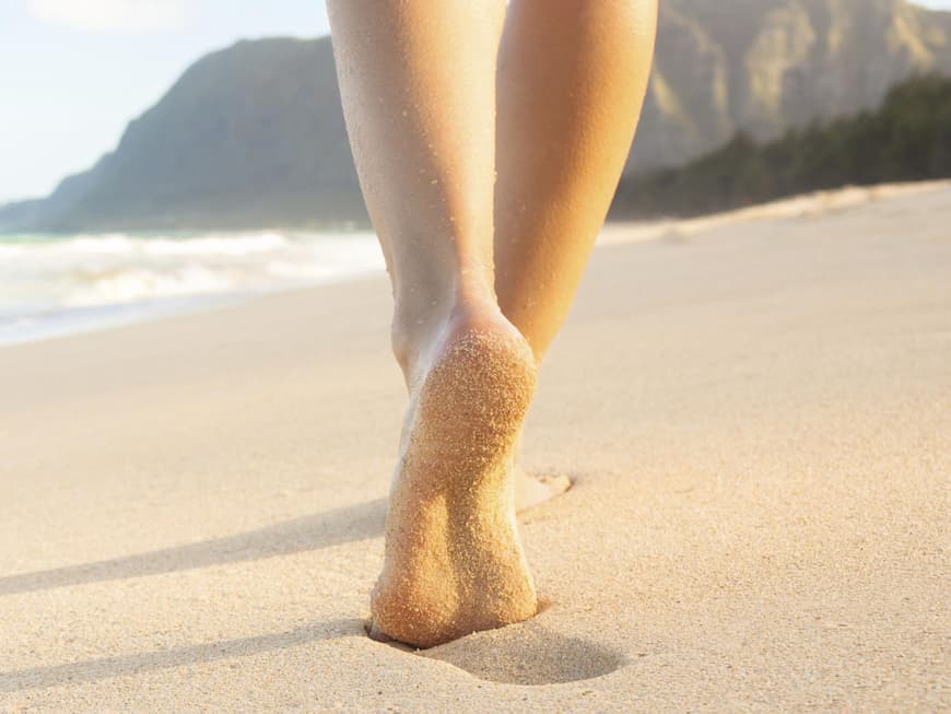 Zu Fuß am Strand