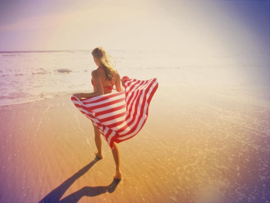 Frau am Strand
