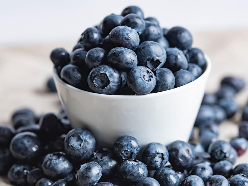 Blaubeeren Schüssel mit Blaubeeren