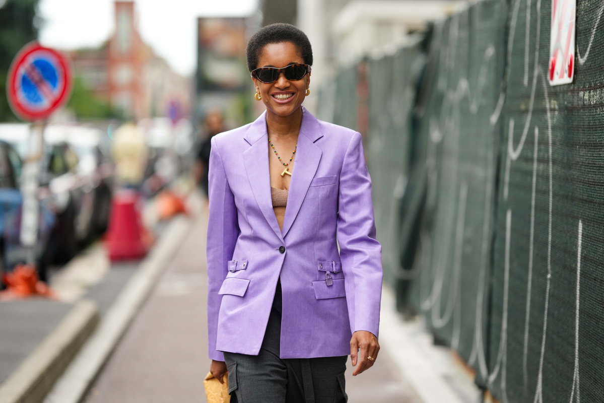 Flieder kombinieren: So stylst du die Trendfarbe Lila