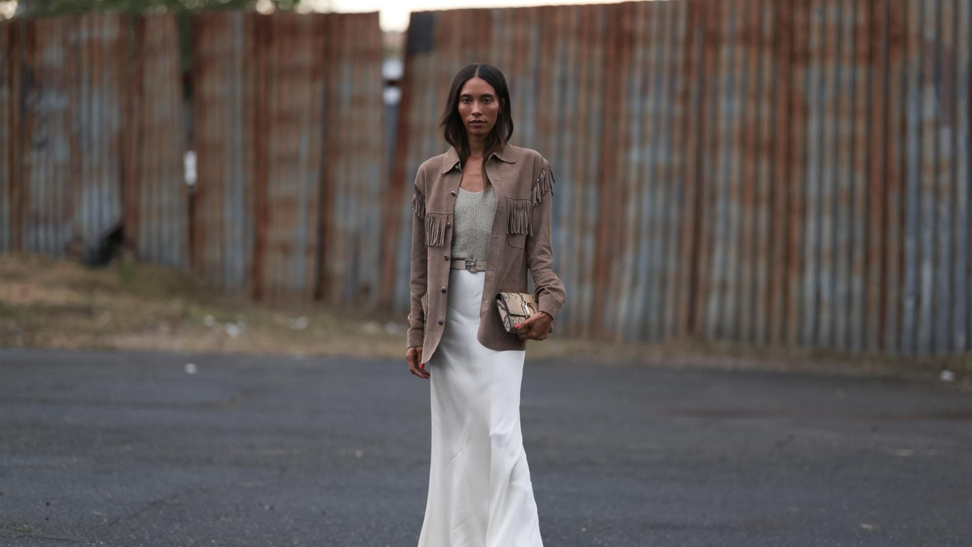 Dieser Trend-Rock ist das Must-have im Frühling 2024