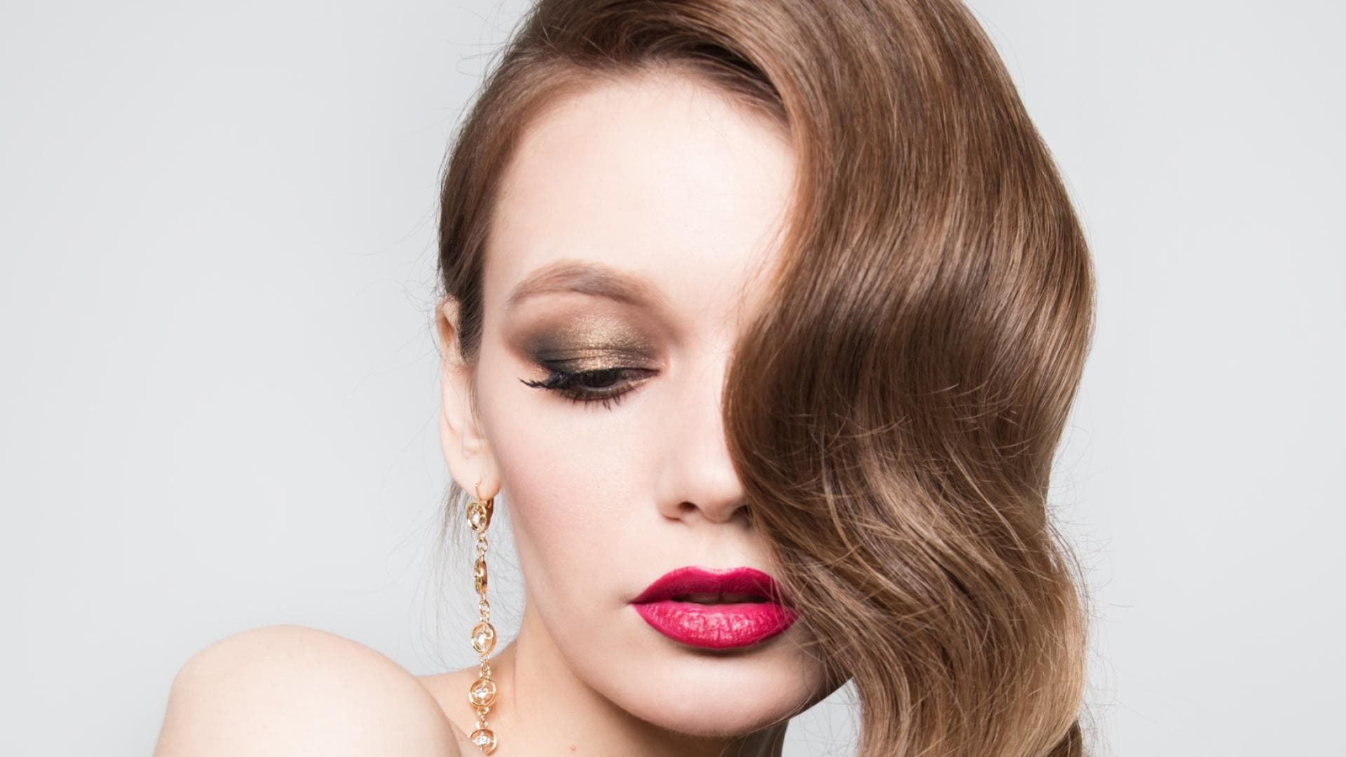 4 einfache UND stylische Frisuren für die Party-Saison