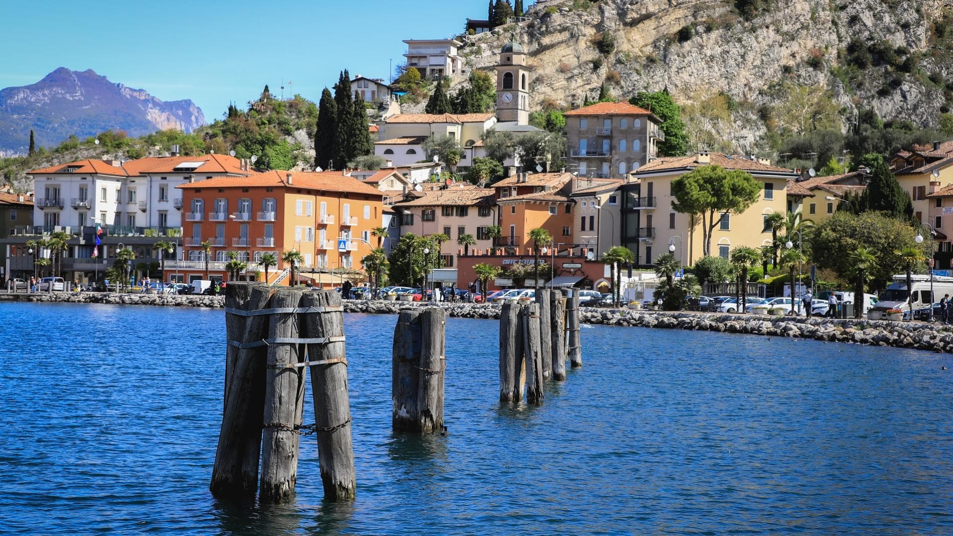 Ab an den Gardasee warum der Frühling die beste Reisezeit ist