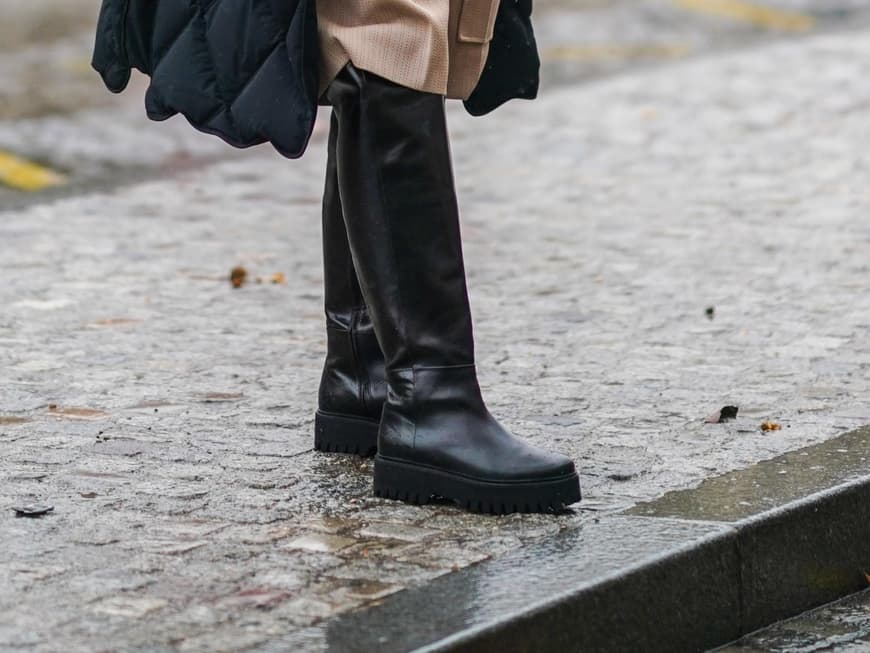 Besser als Sneaker Diese edlen Stiefel sind perfekt für Frauen mit breiten Füßen